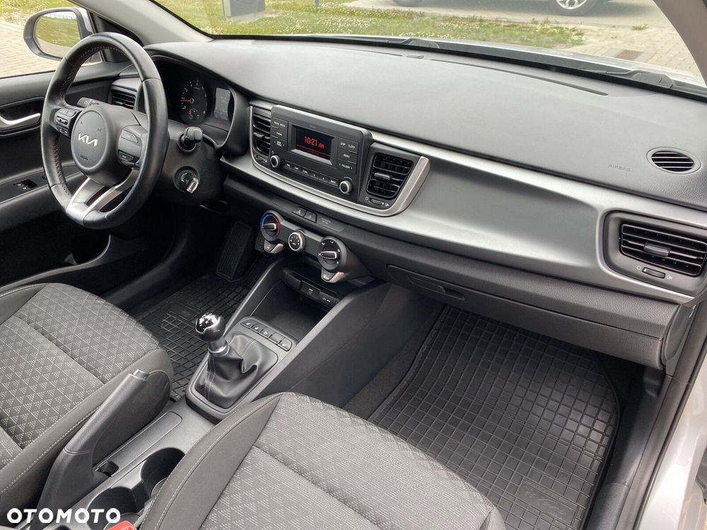 Kia Rio - 17