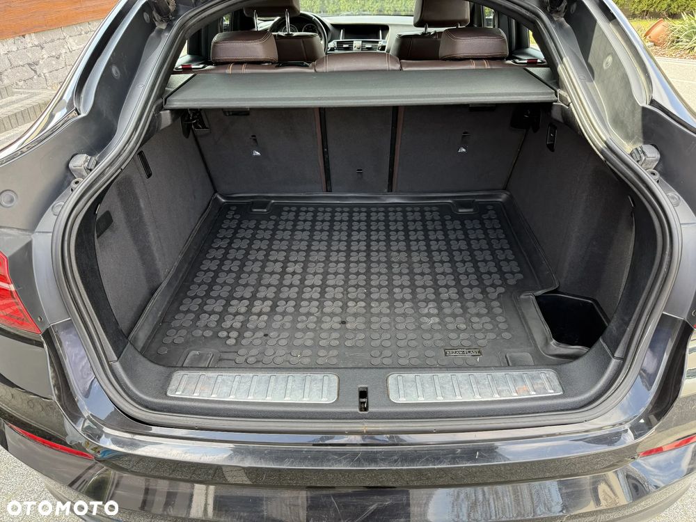 BMW X4 xDrive20d xLine - 24