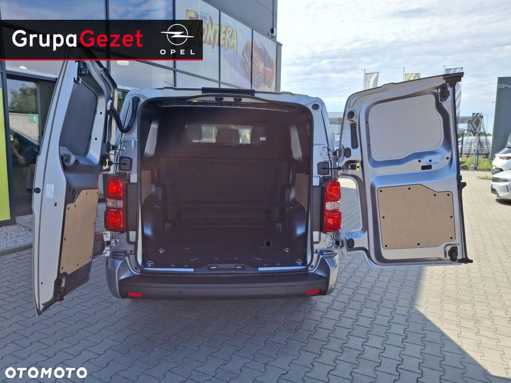 Opel Vivaro - 8