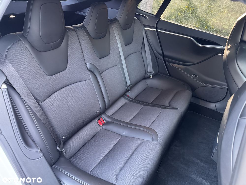 Tesla Model S Long Range Plus - 30