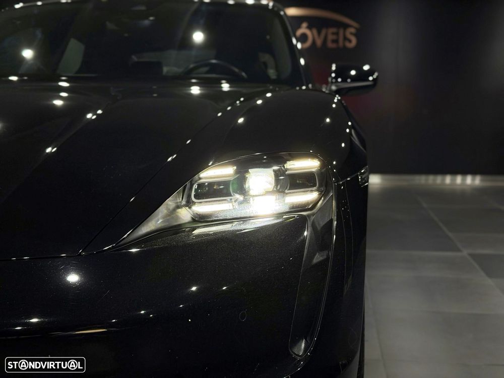 Porsche Taycan Standard - 10