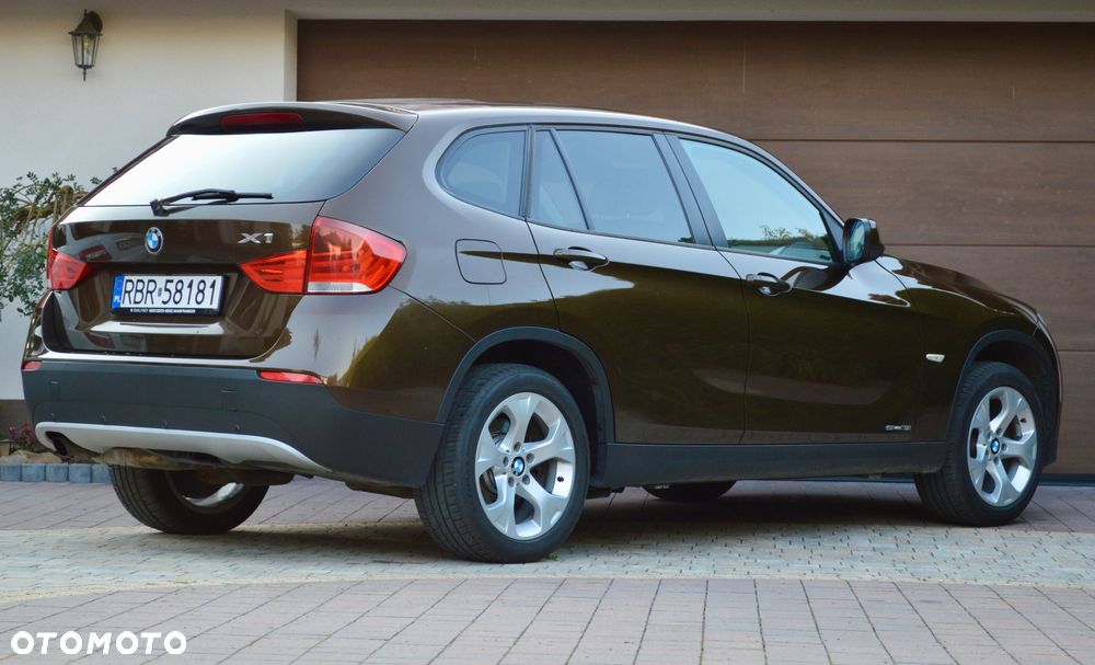 BMW X1 sDrive18i - 13