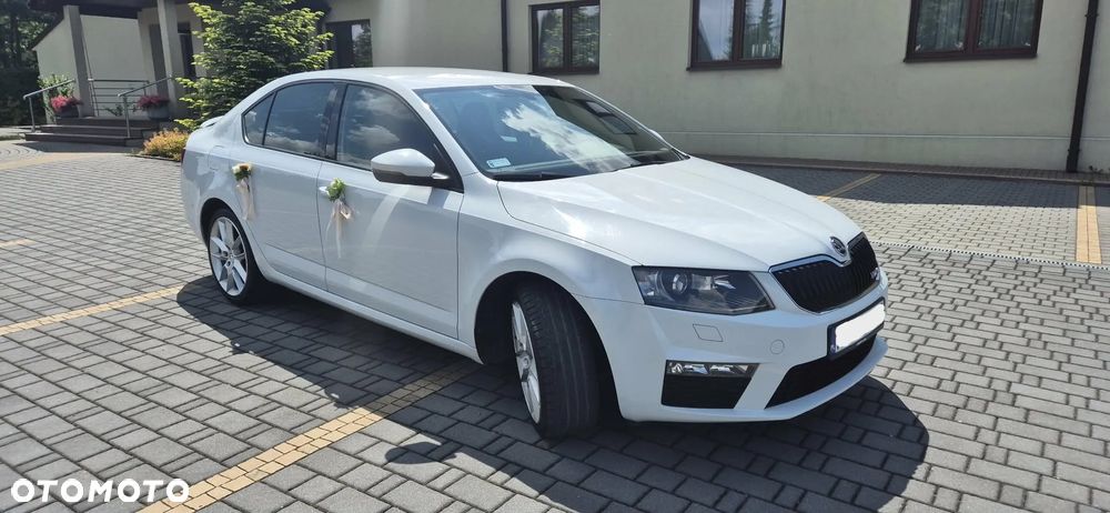 Skoda Octavia 2.0 TDI RS DSG - 2