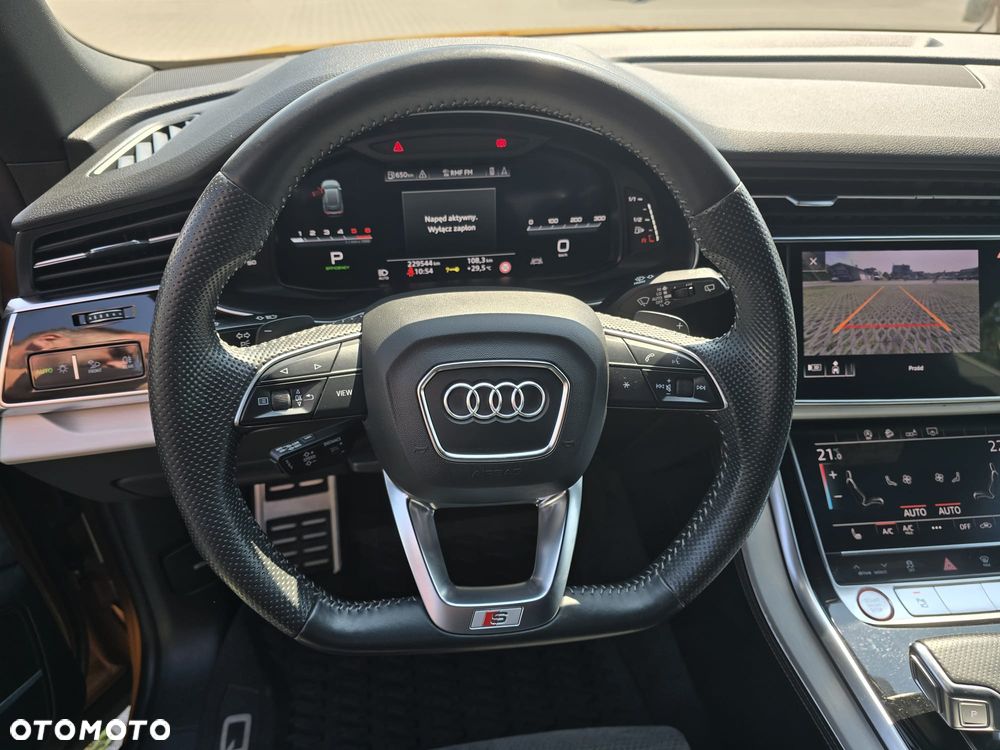 Audi SQ8 - 32
