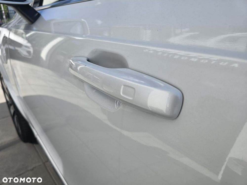 Volvo XC 90 T8 AWD Plug-In Hybrid Ultimate Bright 7os - 26
