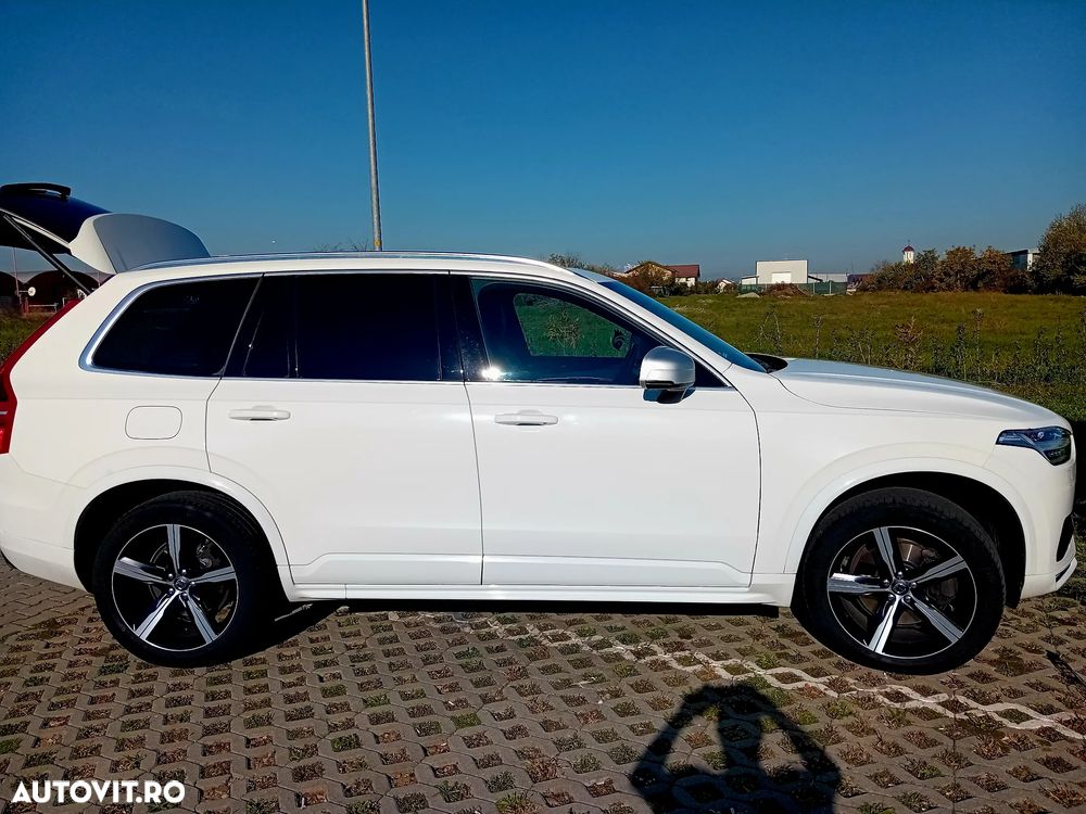 Volvo XC 90 D5 AWD Geartronic RDesign - 3