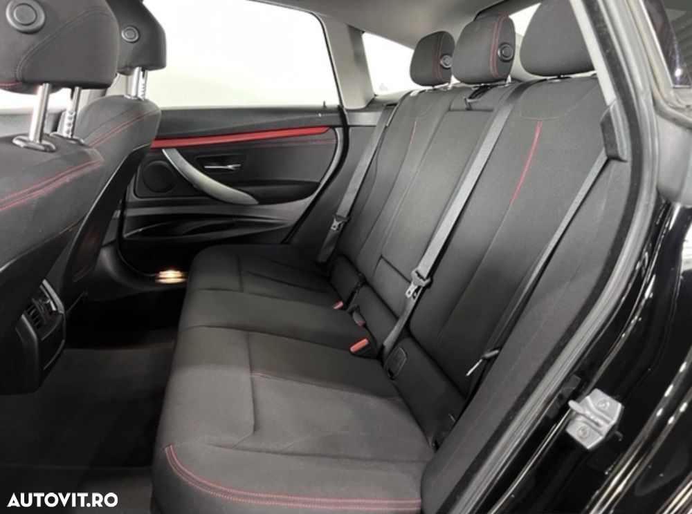 BMW Seria 3 318d Sport Line - 30