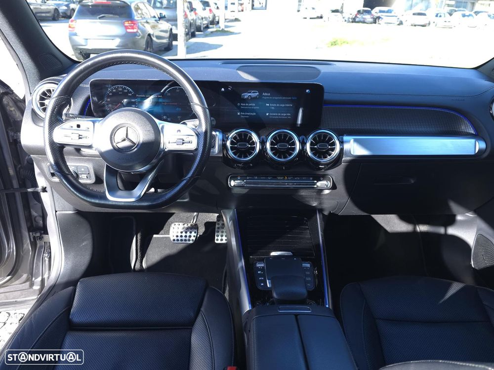 Mercedes-Benz EQB 300 4Matic AMG Line - 24