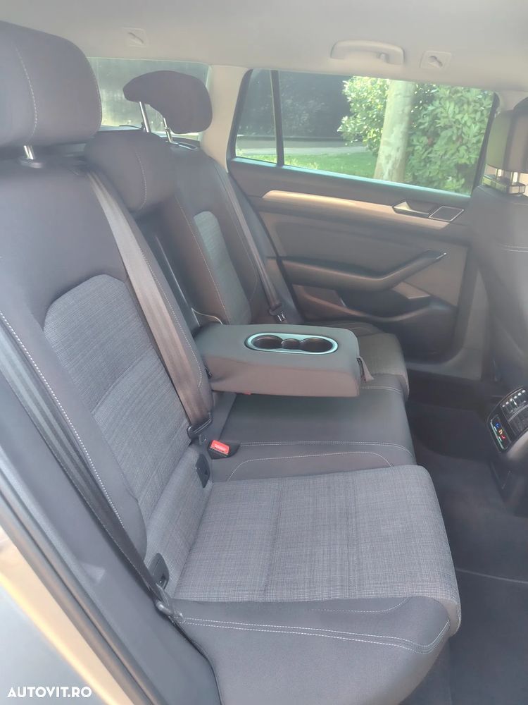 Volkswagen Passat 2.0 TDI SCR DSG Business - 9