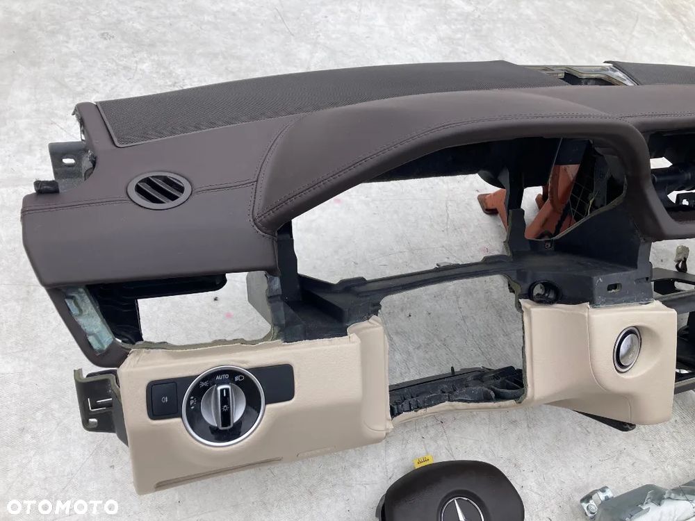 MERCEDES E W212 W207 DESKA SKÓRA  KONSOLA KOKPIT PULPIT PÓŁKA PARAPET AIRBAG PODUSZKI PODUSZKA POWIETRZNA KIEROWCY PASAŻERA KOLANOWA KOLAN KOLANO PASY PAS naprawa regeneracja Raz2 !!! - 5