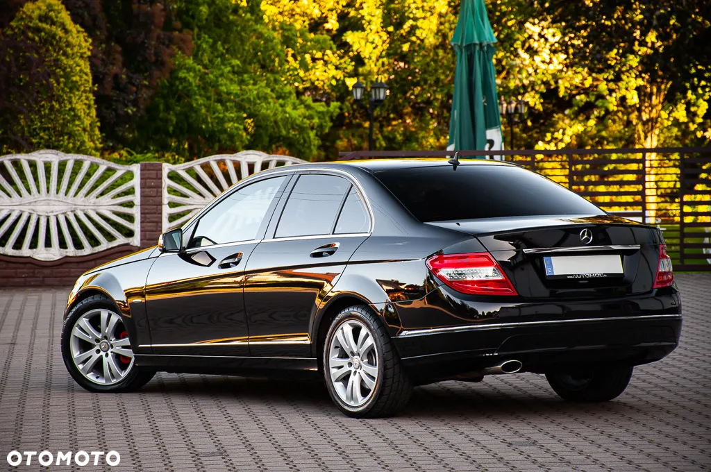 Mercedes-Benz Klasa C 200 T (BlueEFFICIENCY) 7G-TRONIC Avantgarde - 12