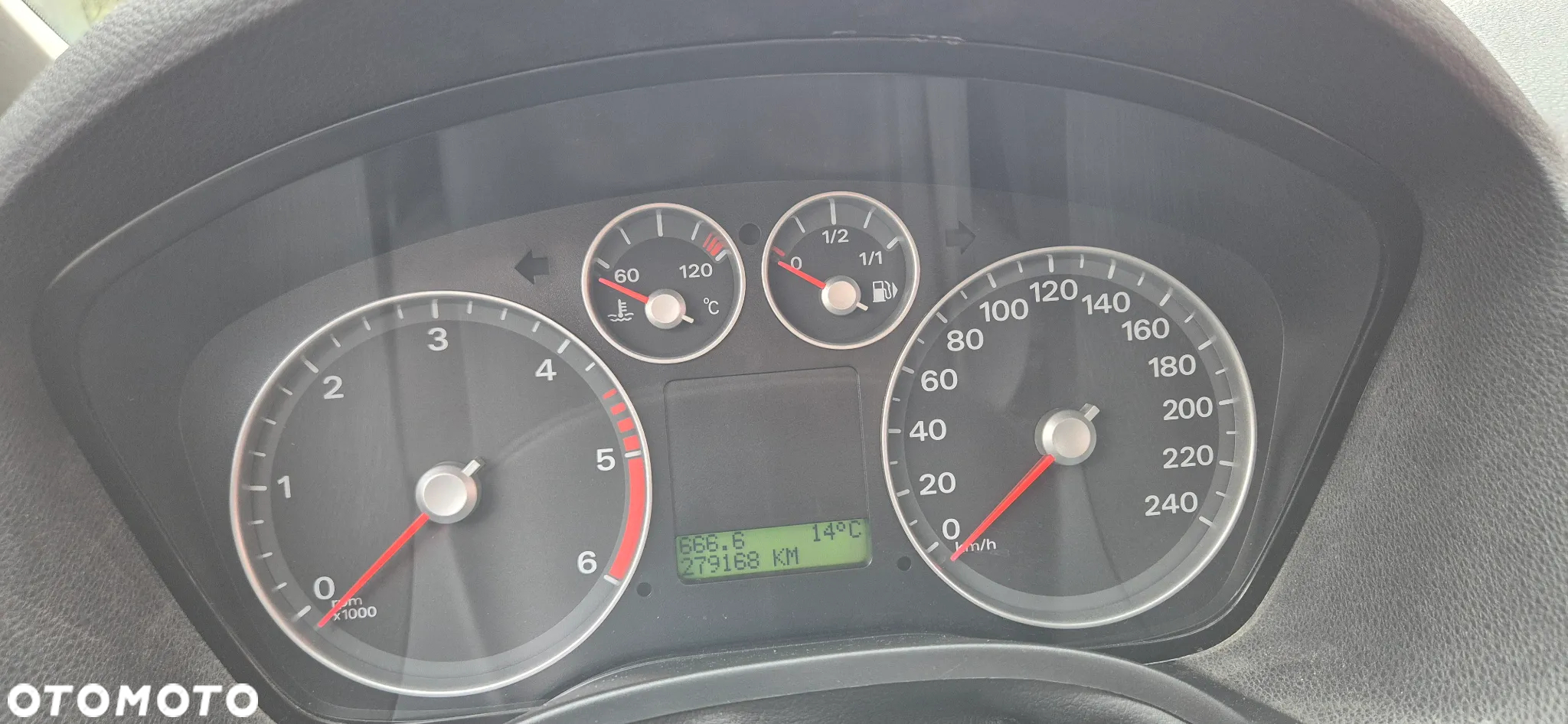 Ford Focus C-Max - 11