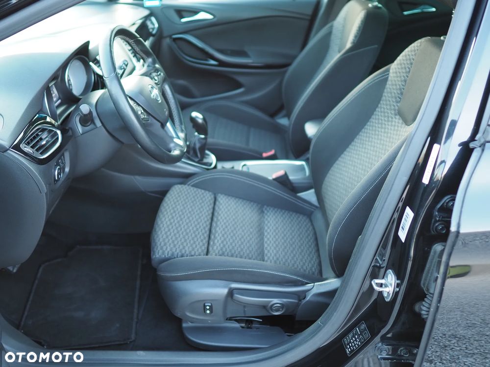 Opel Astra 1.6 D (CDTI) Start/Stop Sports Tourer Innovation - 16