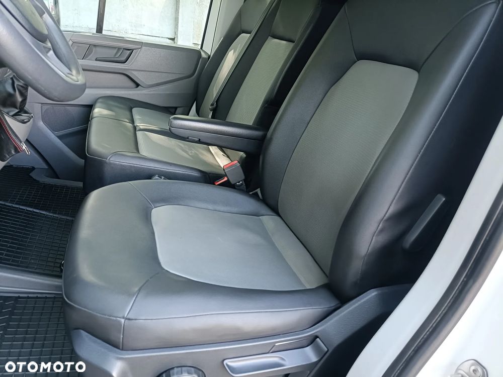 Volkswagen Crafter - 17