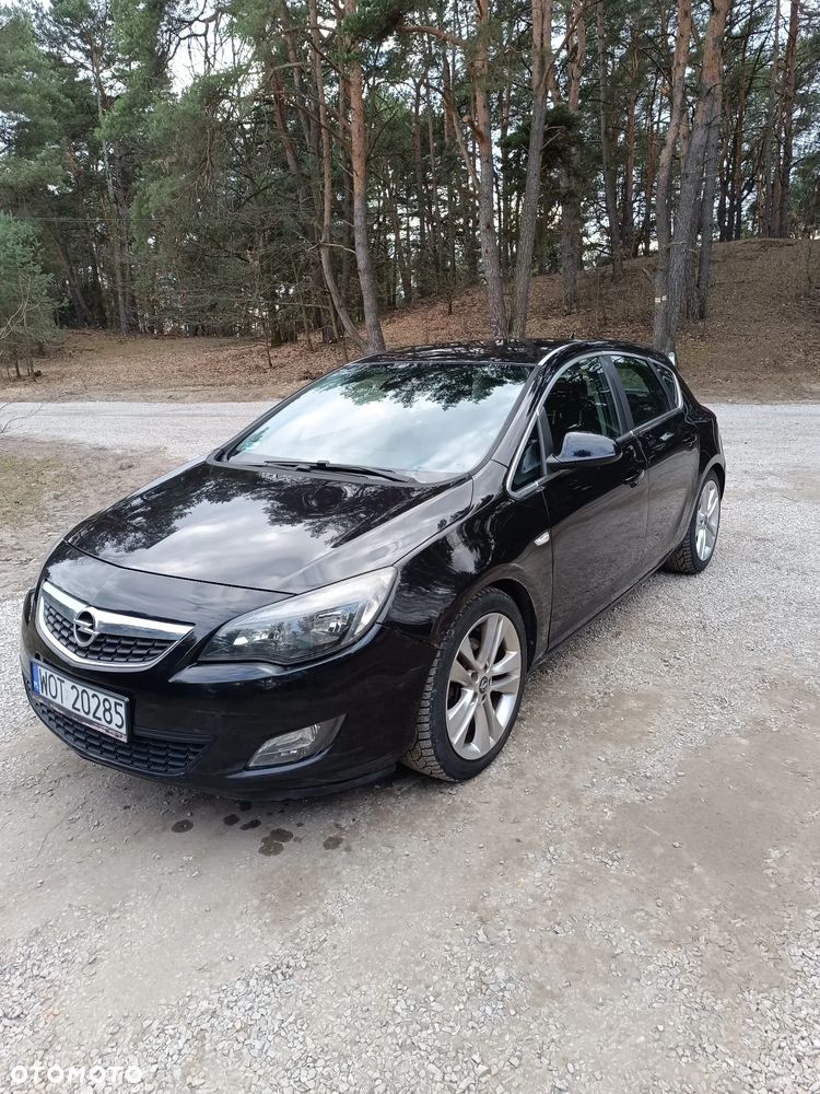 Opel Astra 1.7 CDTI Cosmo - 1