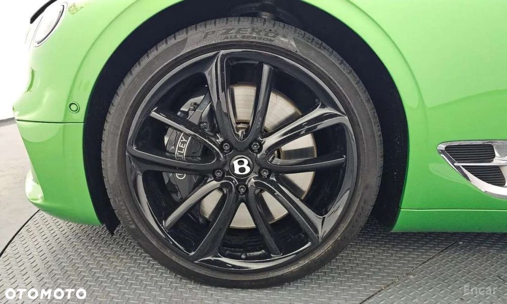 Bentley Continental GT - 18