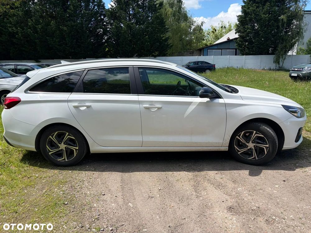 Hyundai i30 1.5 DPI Smart - 3