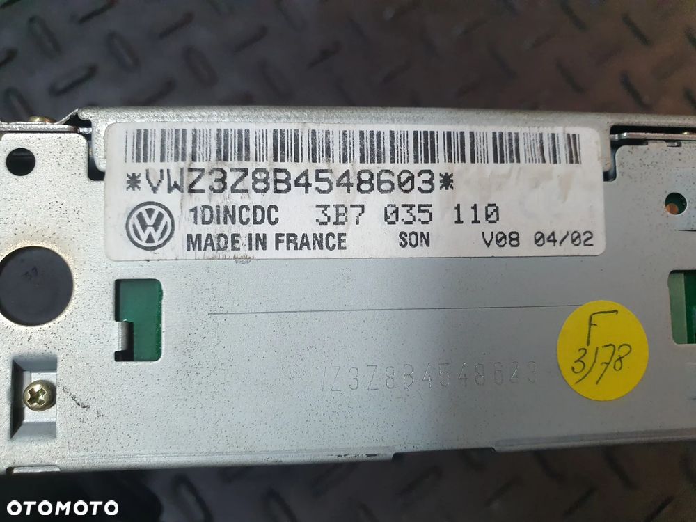 VW PASSAT B5  ZMIENIARKA PŁYT CD 6 DISC 3B7035110 - 2