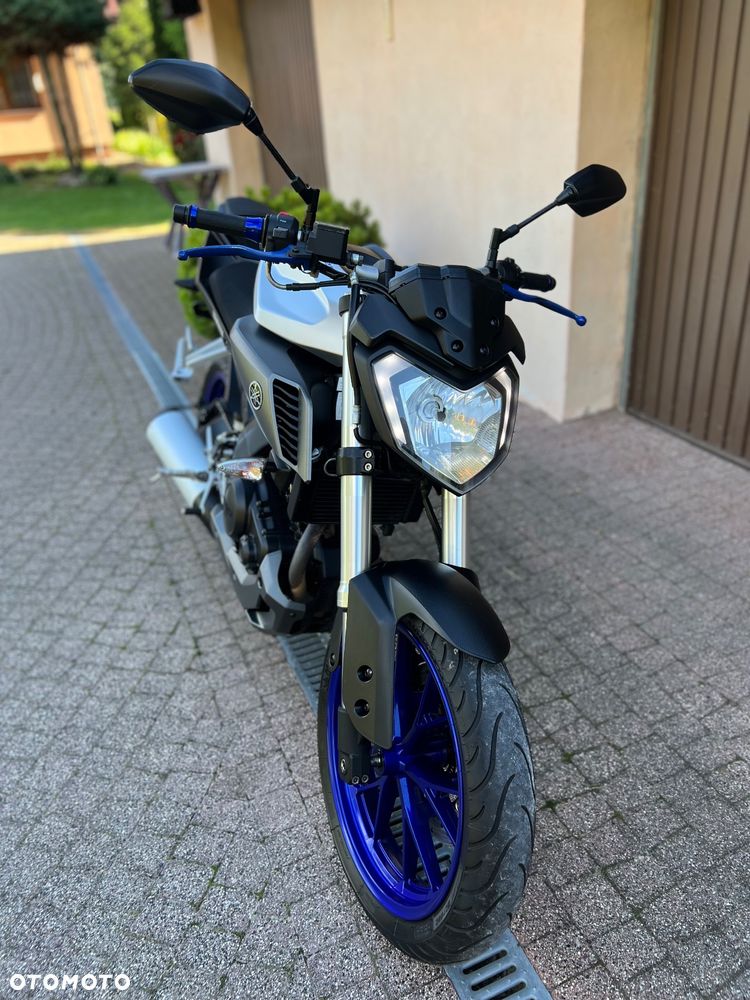 Yamaha MT - 21