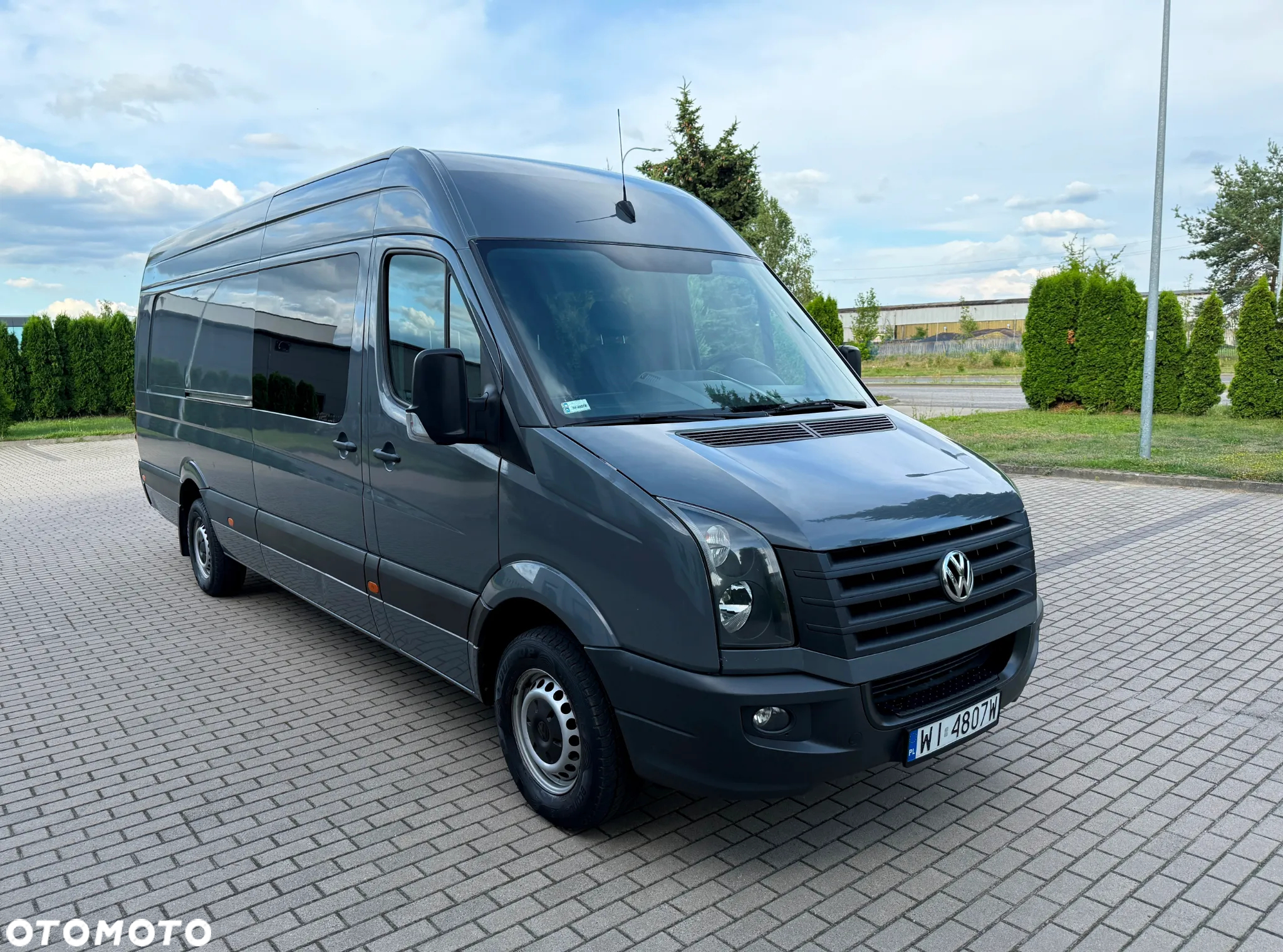 Volkswagen Crafter - 2