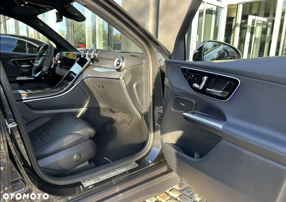 Mercedes-Benz GLC 220 d 4Matic 9G-TRONIC Avantgarde Advanced - 16