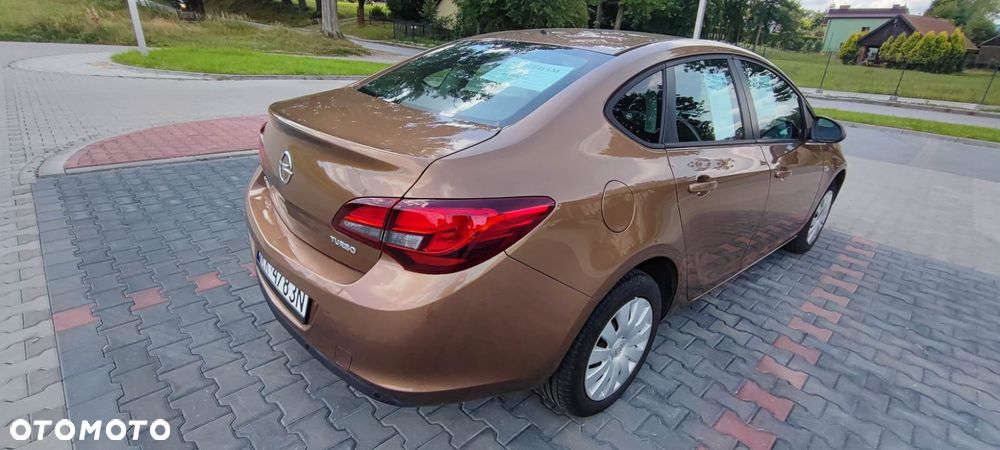 Opel Astra 1.4 T Active - 11