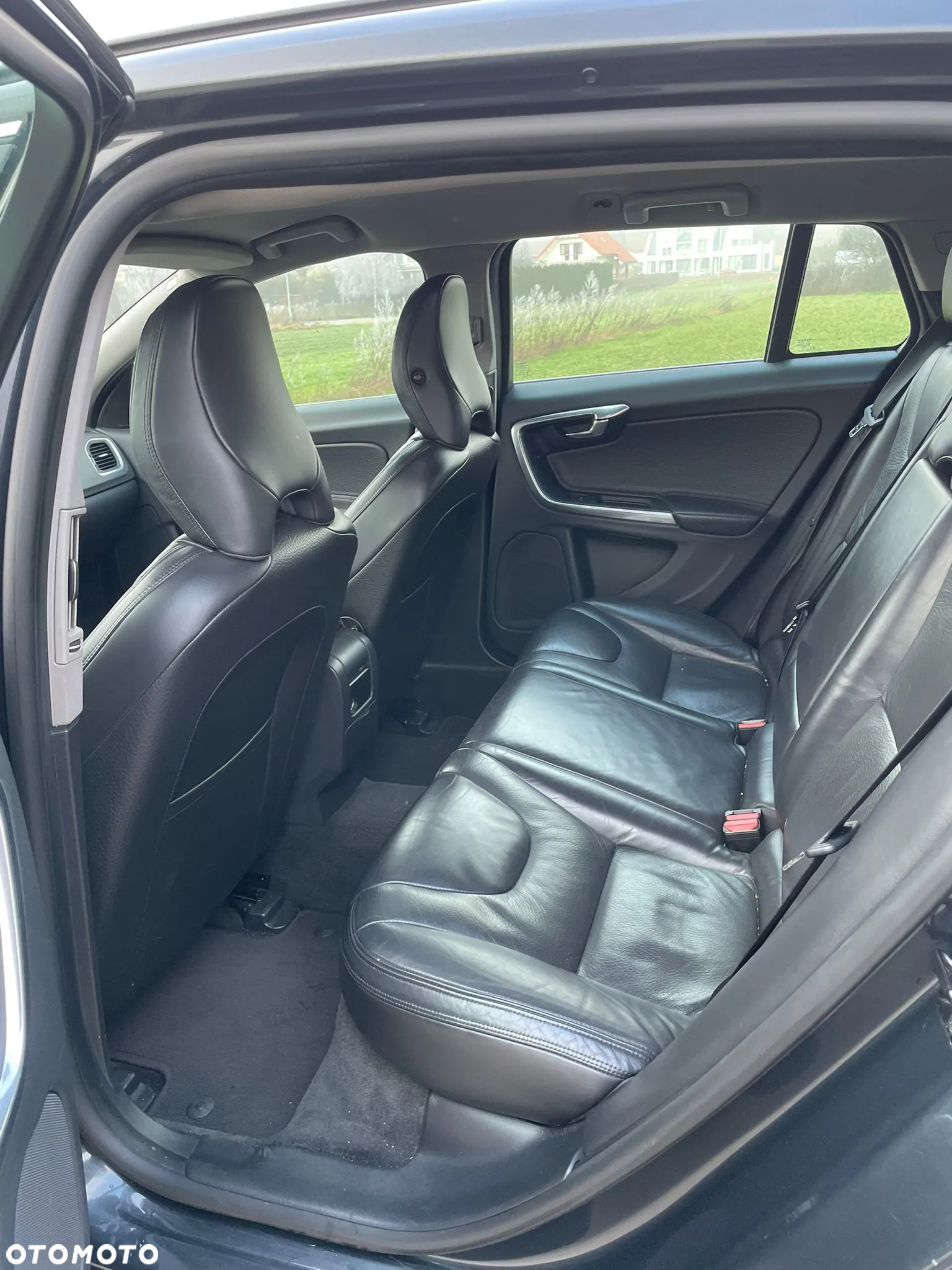 Volvo V60 D2 Momentum - 10