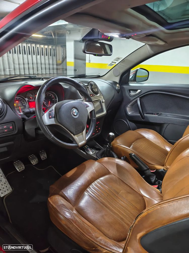 Alfa Romeo MiTo 1.4 MultiAir Distinctive - 11