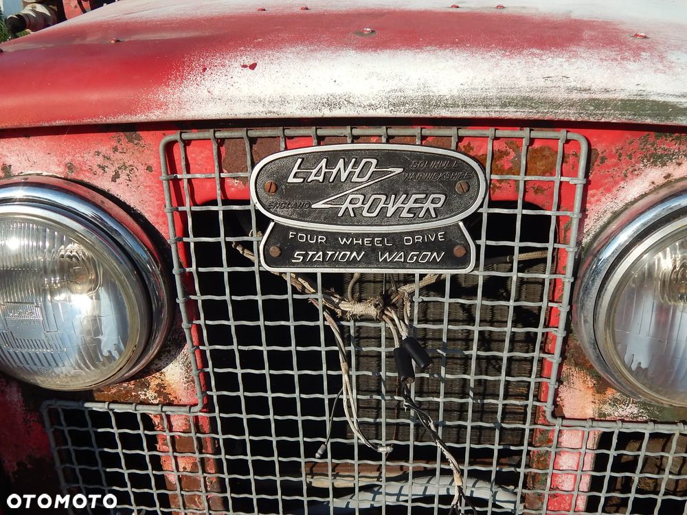 Land Rover Defender - 10
