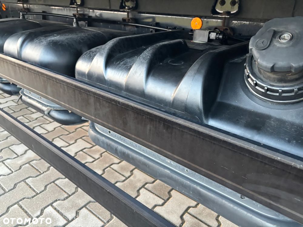 Mercedes-Benz ATEGO 1524  EURO 6 (1527, 1530) kontener z windą , kabina przeedłużana  z łóżkiem składanym - 13