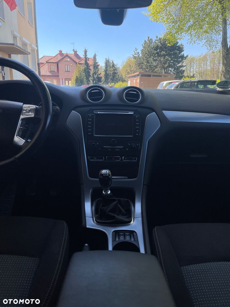 Ford Mondeo 2.0 TDCi Gold X - 16