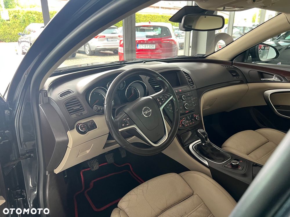 Opel Insignia 2.0 CDTI Cosmo 4x4 S&S - 17