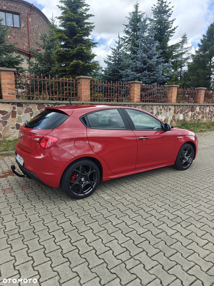 Alfa Romeo Giulietta 1.6 JTDM 16V - 17