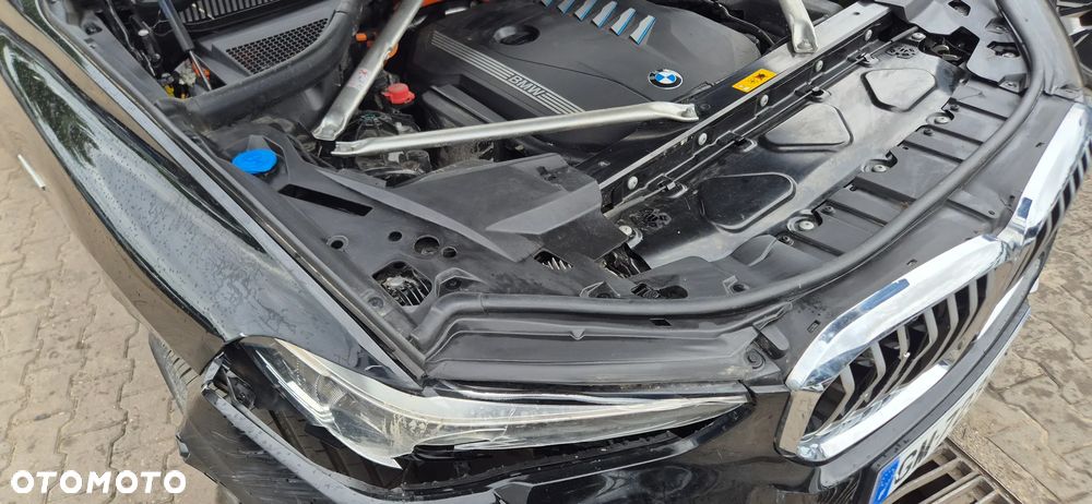 BMW X5 xDrive50e PHEV Individual Edition sport - 31