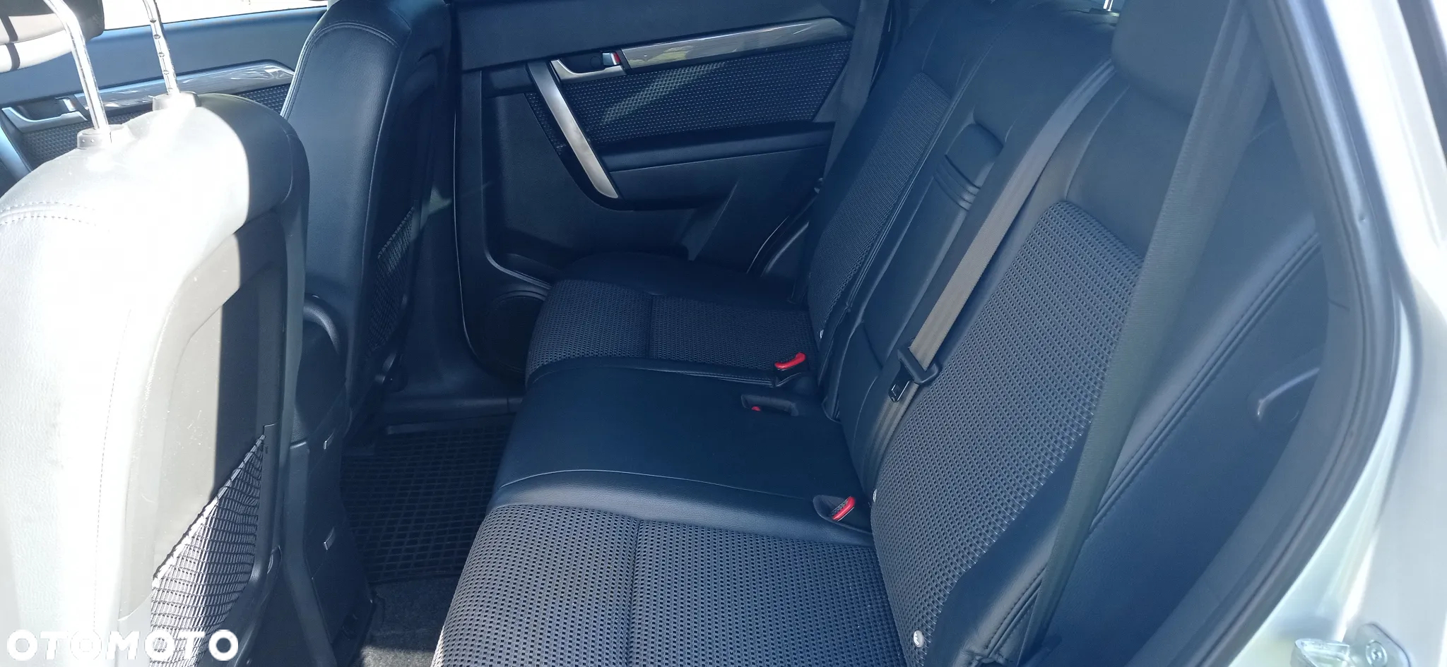 Chevrolet Captiva 2.4 LS - 13