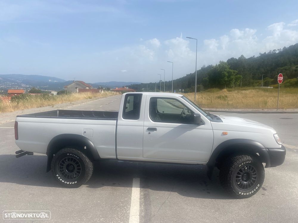 Nissan Navara - 1