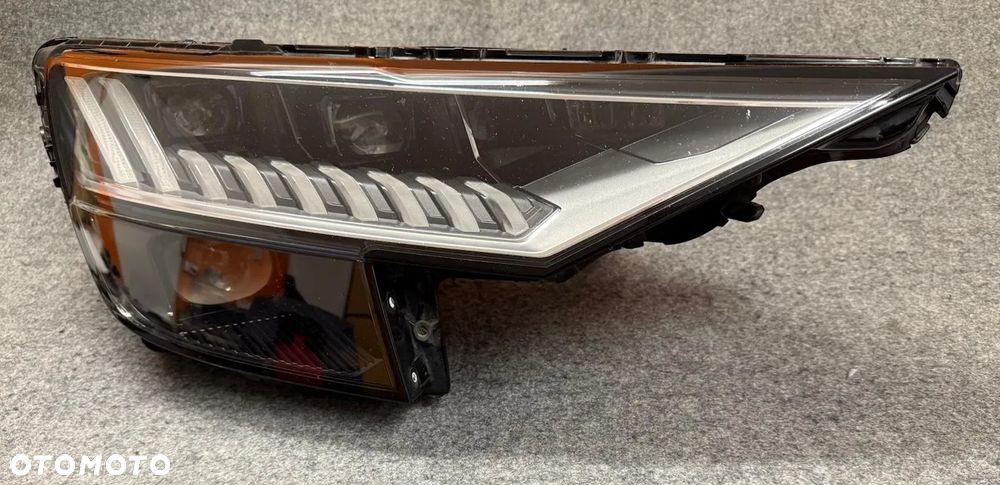 Audi Q8 SQ8 RSQ8 4M8941036 Lampa przód przednia prawa MATRIX 4M8.941.036 - 1