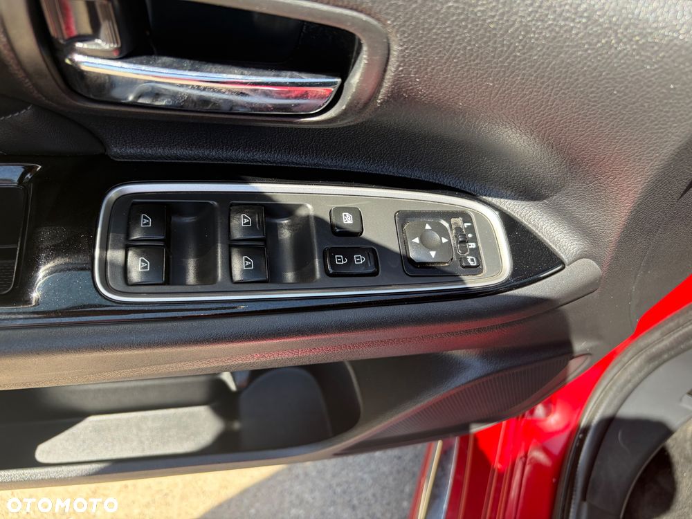 Mitsubishi Outlander - 28