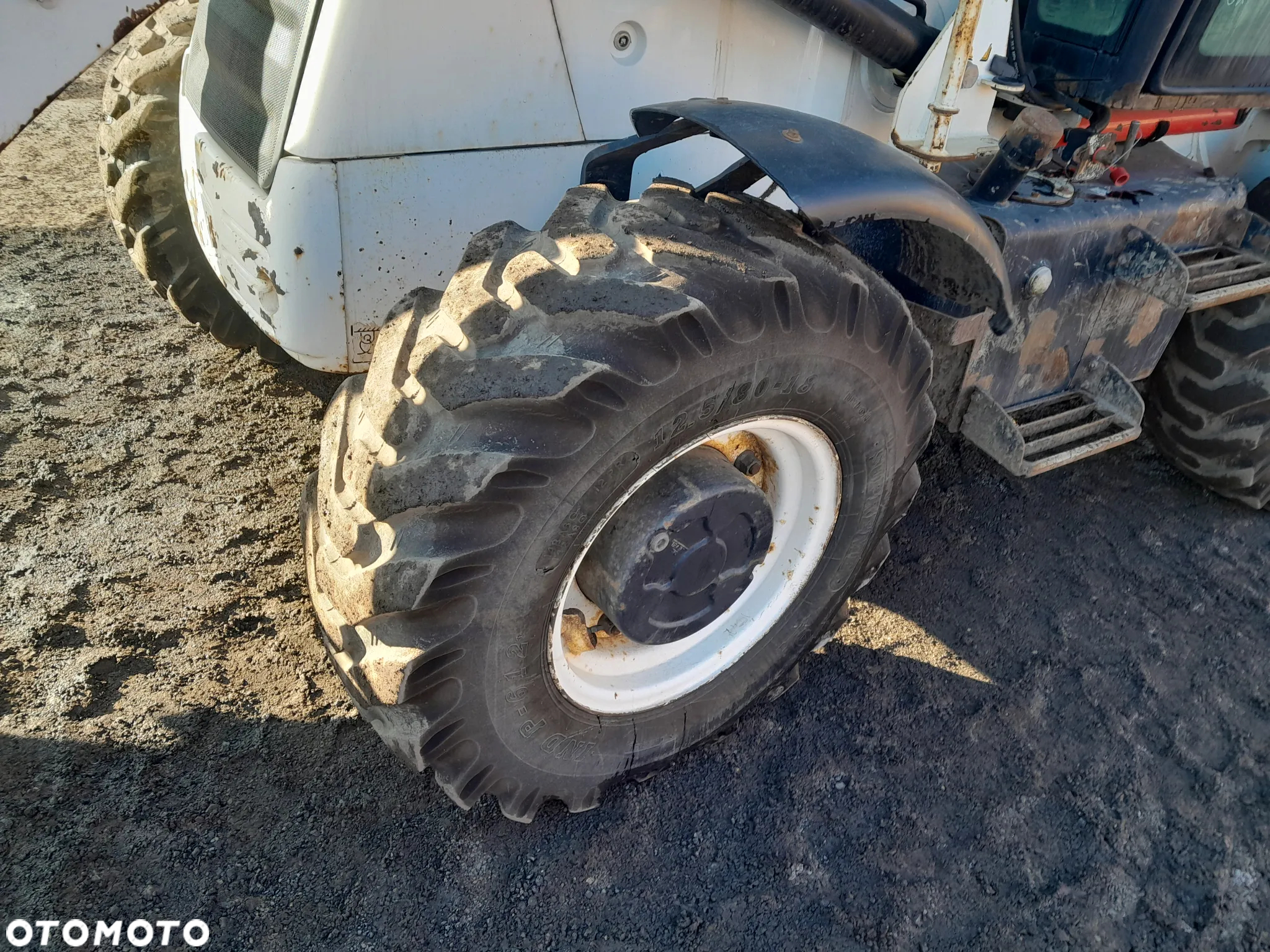 JCB 2CX - 14