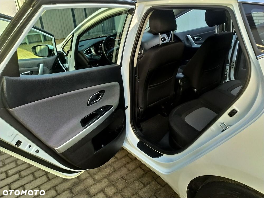 Kia Ceed - 21