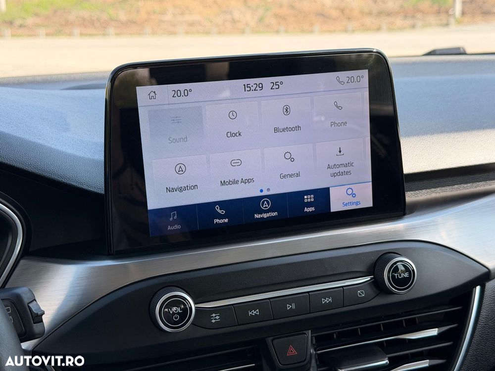 Ford Focus 2.0 EcoBlue Titanium - 24