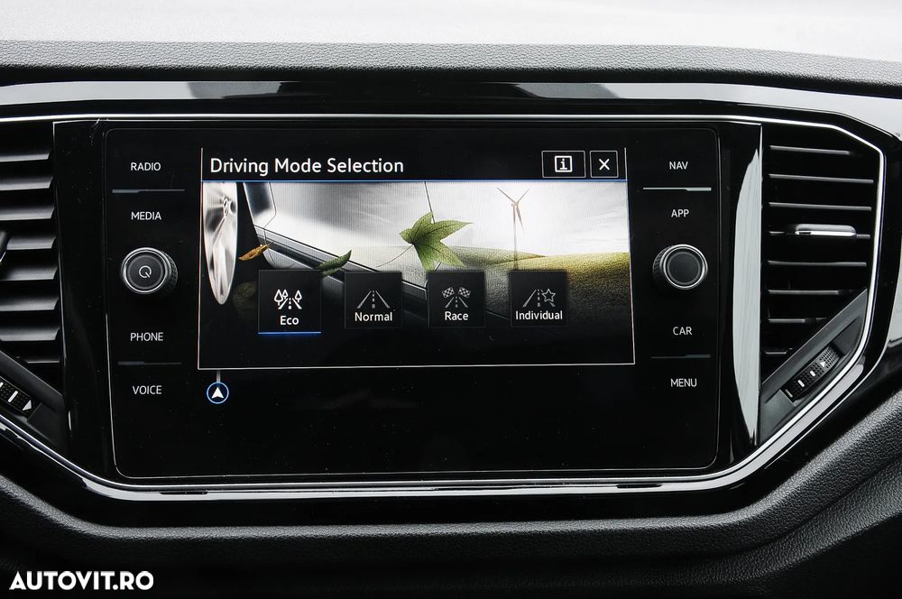 Volkswagen T-Roc R 2.0 TSI OPF 4Motion DSG - 22