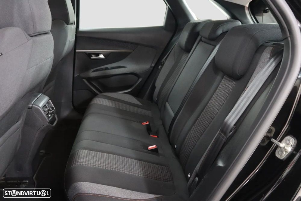 Peugeot 3008 1.2 PureTech Active Pack - 17