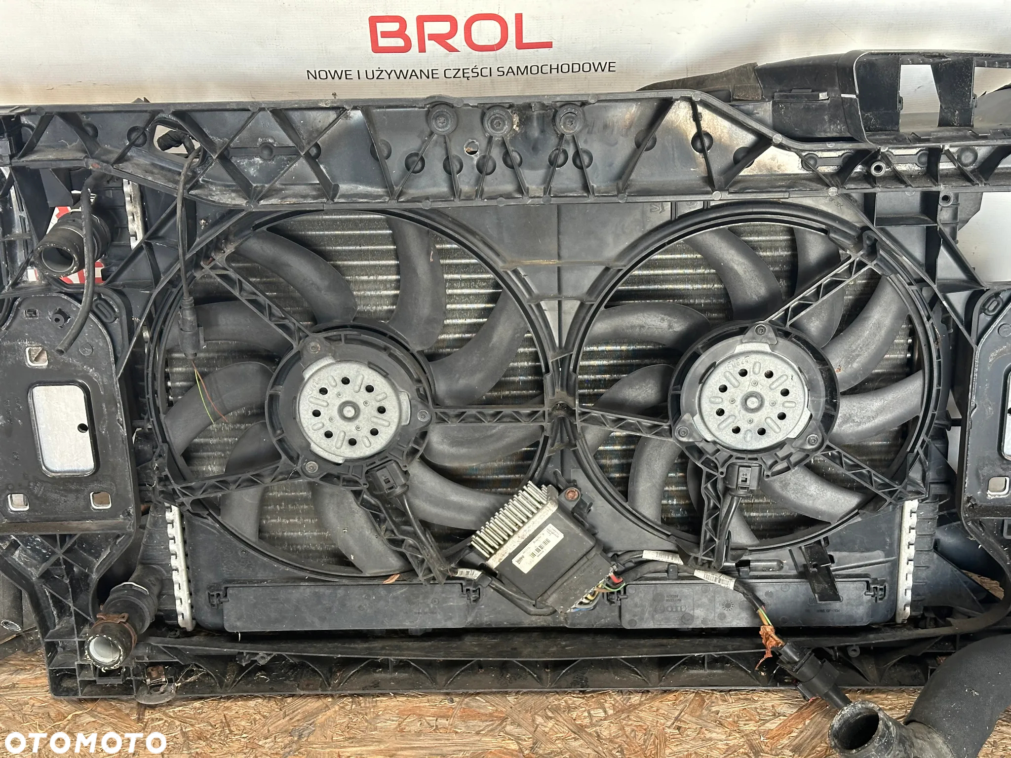 PAS PRZEDNI AUDI A4 B8 2.0 TFSI - 5