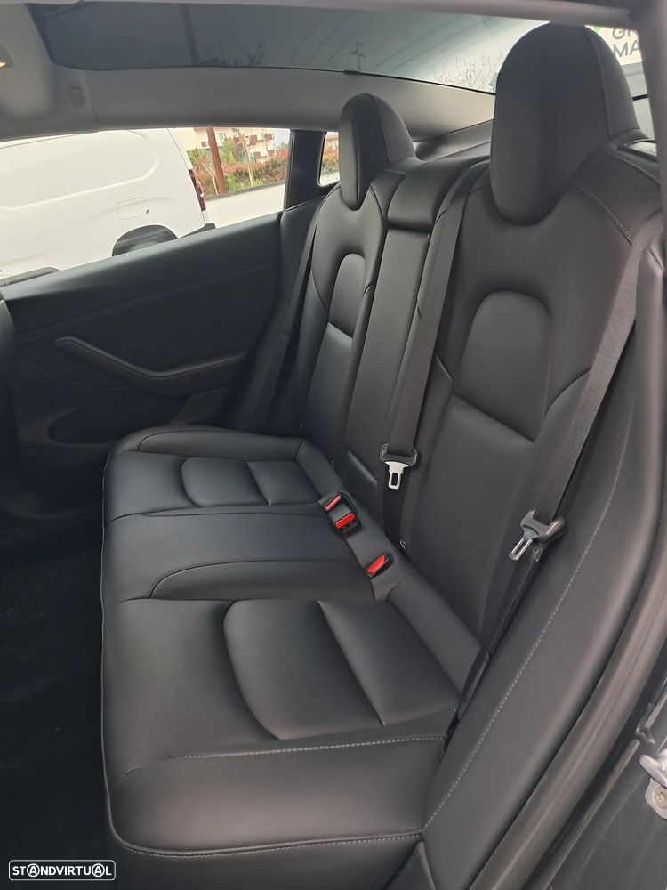 Tesla Model 3 Long-Range Dual Motor AWD - 22