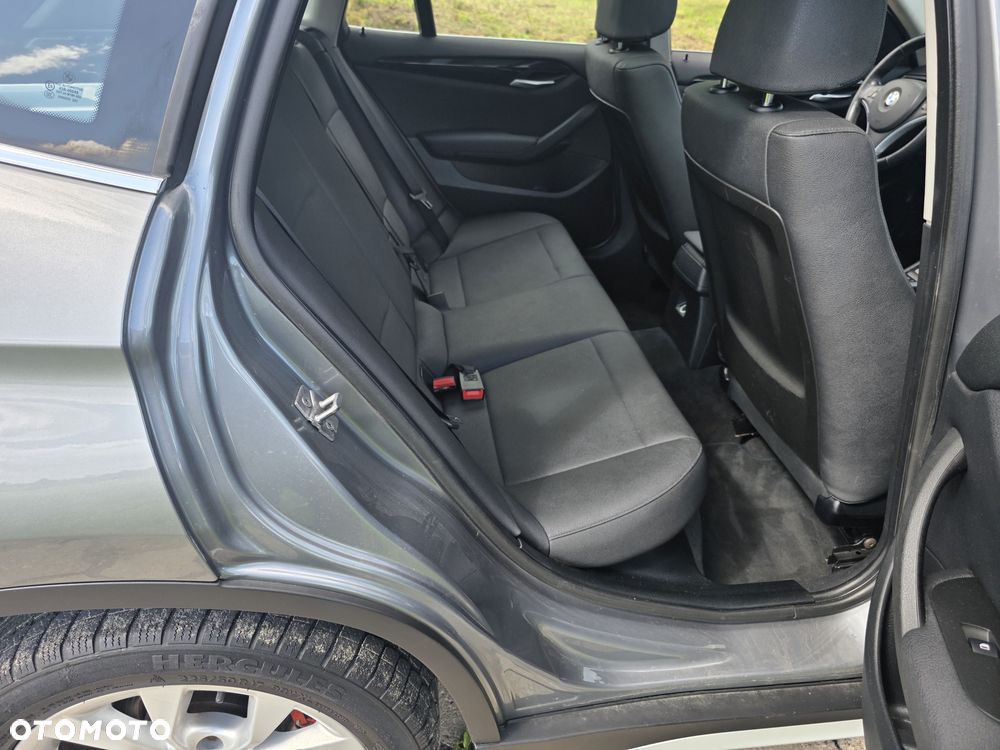 BMW X1 xDrive28i - 12