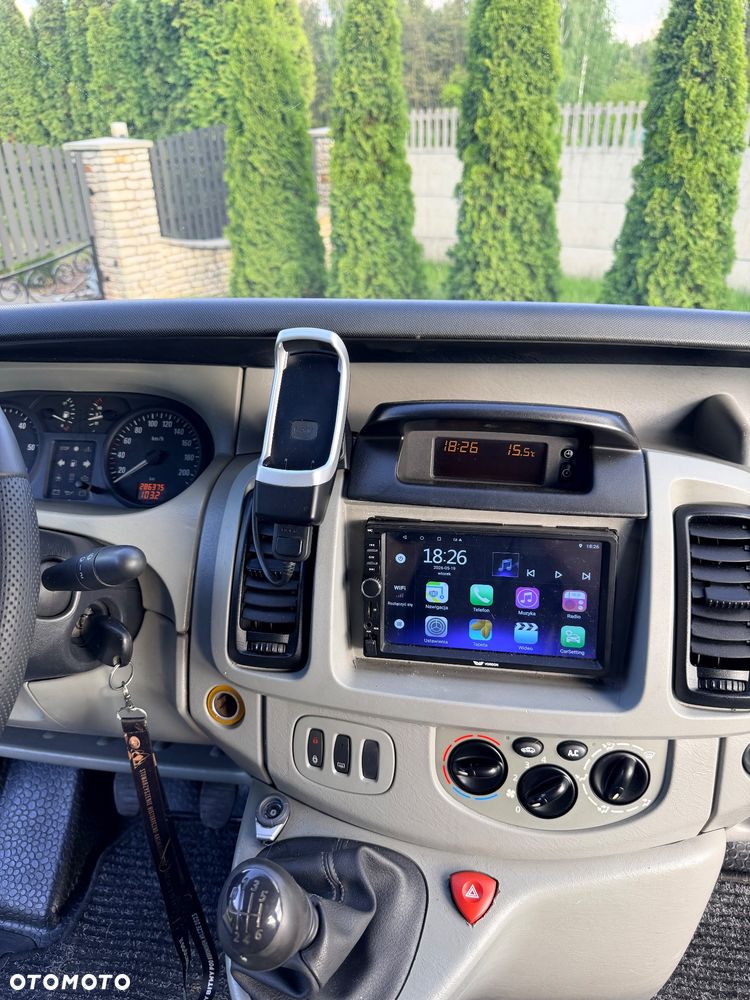 Opel Vivaro - 10
