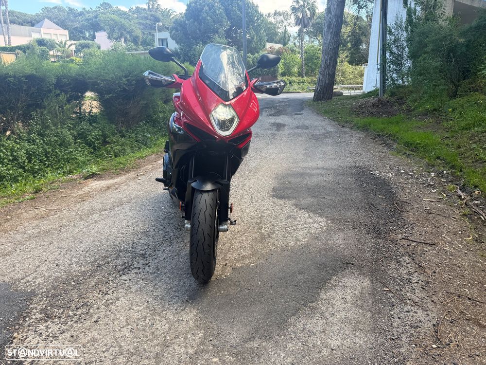 MV Agusta Turismo Veloce Rosso Aniversário 75 - 6