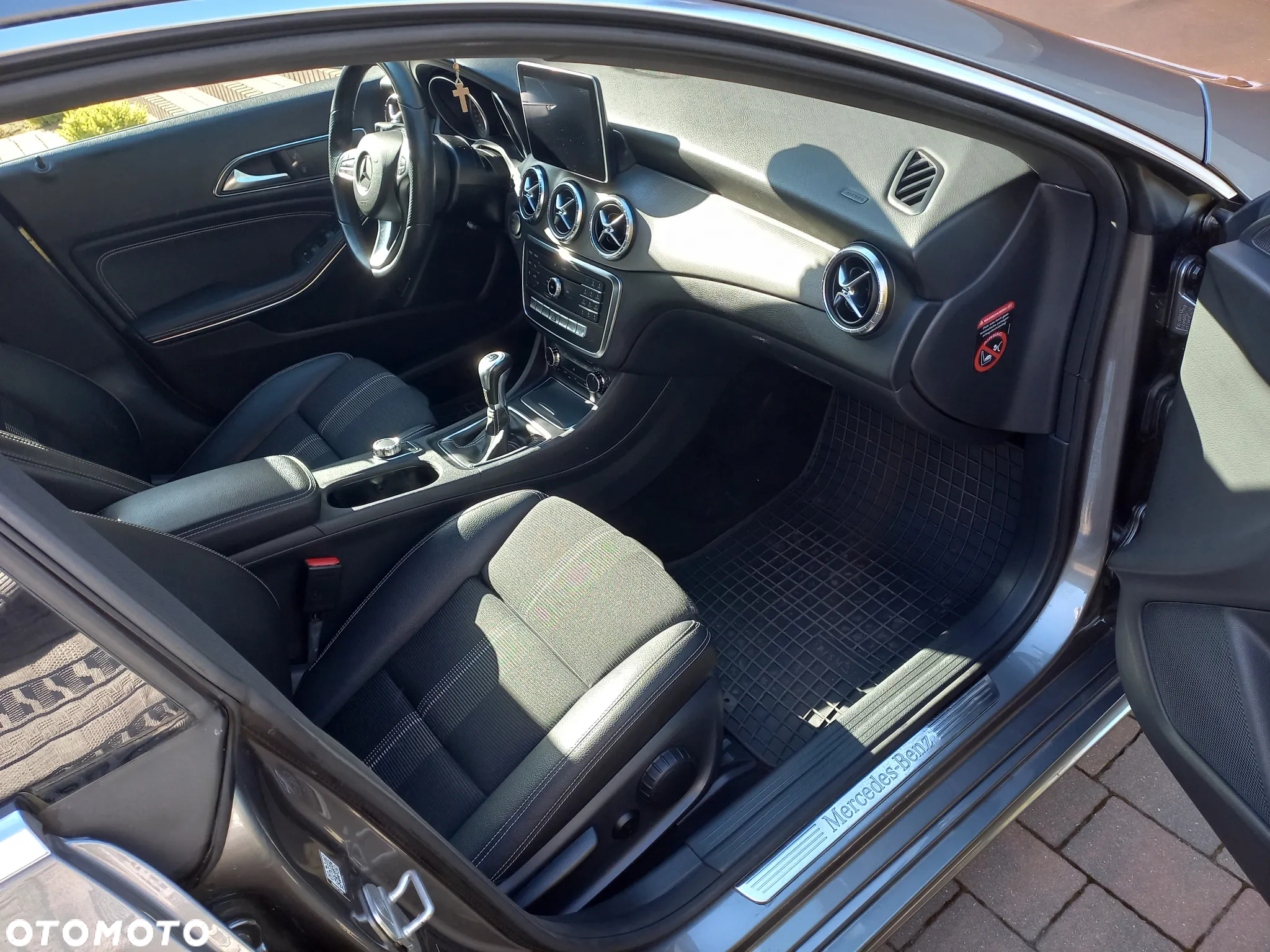Mercedes-Benz CLA 180 d Urban - 20