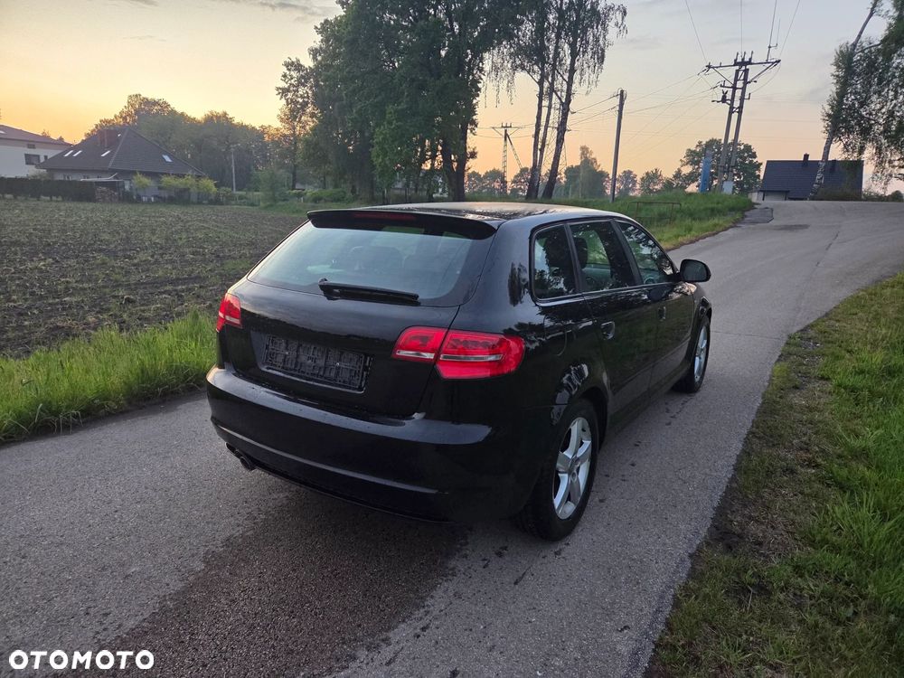 Audi A3 Sportback - 3